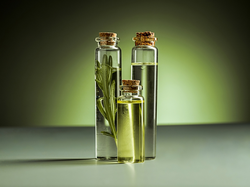 Aromathérapie, huiles essentielles, essences aromatiques, vertus de l'aromathérapie